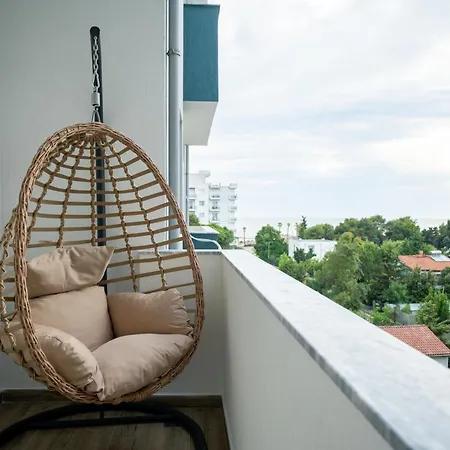 Luxury Adriatic Apartamento Golem (Tirana)