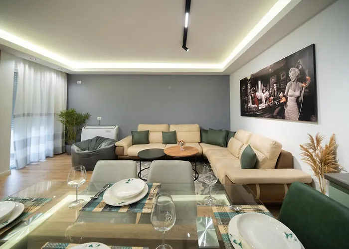 Luxury Adriatic Appartement Golem (Tirana)